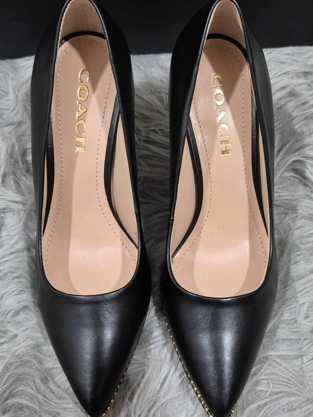COACH Women's Waverly Leather Pump Pointed-Toe Stud-Trim Size 7B